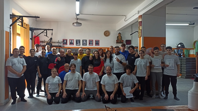 kung fu academy di Sifu Salvatore Mezzone, arti marziali wing chun, weng chun, wing tsun, tai chi quan, chi kung, sanda e sport dacombattimento, shaolin cina.jpg (1)